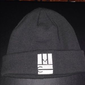 MAGcon Beanie (free bow 🎀 & bracelet included)